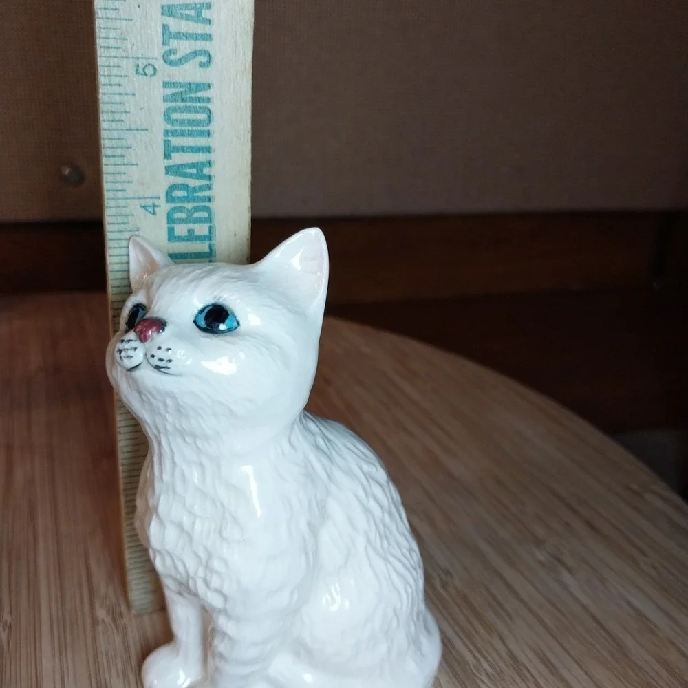 Vtg. Royal Doulton 